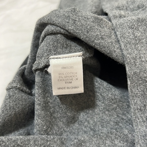 Express Gray Sexy Stretch Scoop-Neck Long Sleeve Top - Picture 7 of 8